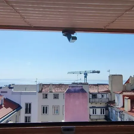 Quarto Aconchegante Com Varanda E Vista No Chiado ベッド・アンド・ブレックファスト *